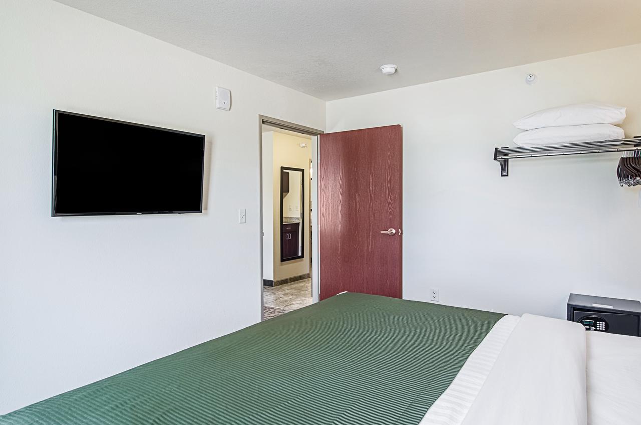 Cobblestone Inn & Suites - Guernsey Kültér fotó